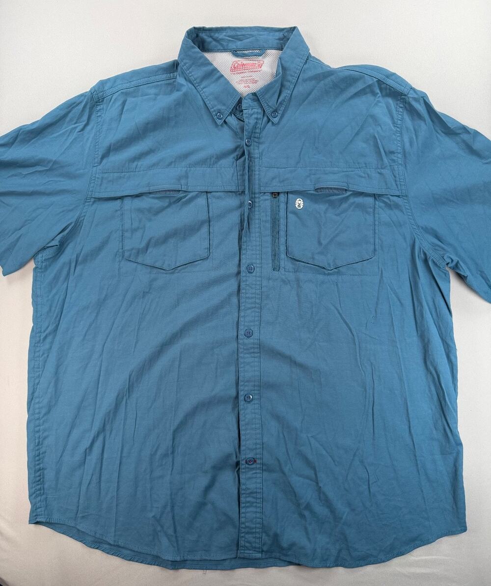 Coleman's Blue Technical Fishing Button Down Short Sleeve Shirt (Men's XXL)